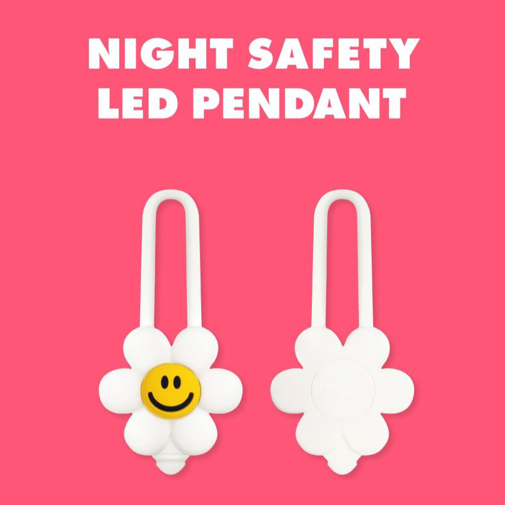 Pethroom x Wiggle Night Safety LED Pendant - Smile We Love